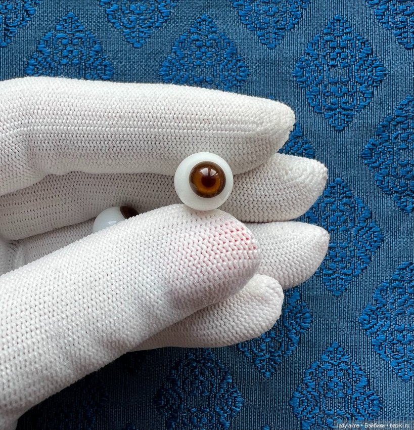 Антикварные глаза, папервейт, стекло Лауша - лот К/М/2- 10/7 мм (фото 3)