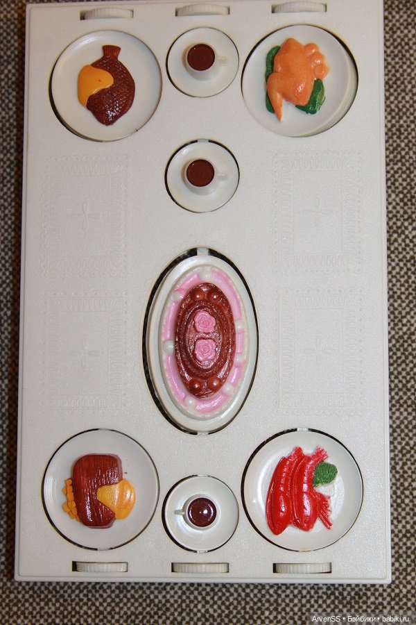 Раритетный набор столовой мебели для Ликки 2 поколения компании Такара (фото 9)