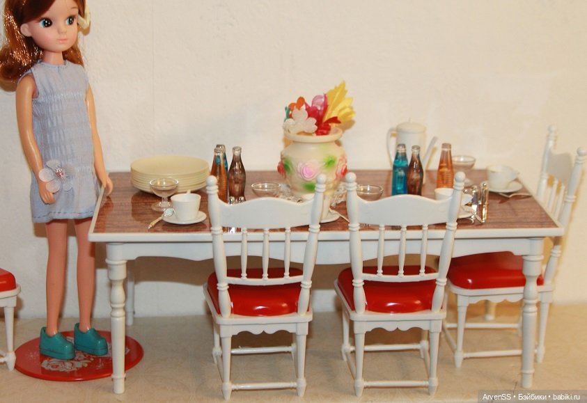 Раритетный набор столовой мебели для Ликки 2 поколения компании Такара (фото 8)