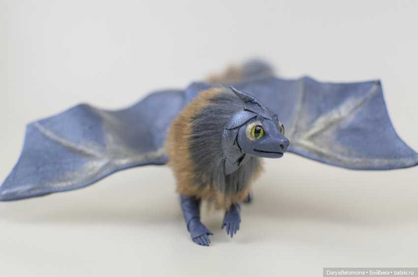 Серо-голубой дракон с рыжей гривой (фото 3)