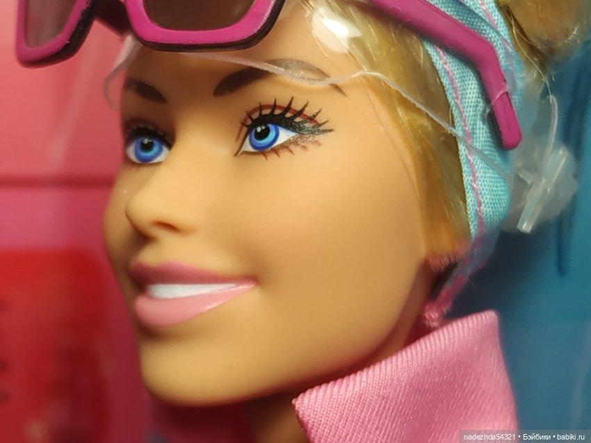 Барби по фильму "Барби" в розовом комбинезоне (фото 6)