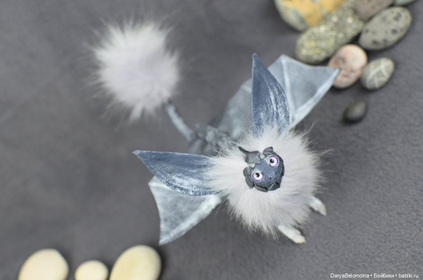 Серебристо-голубой дракон (фото 4)