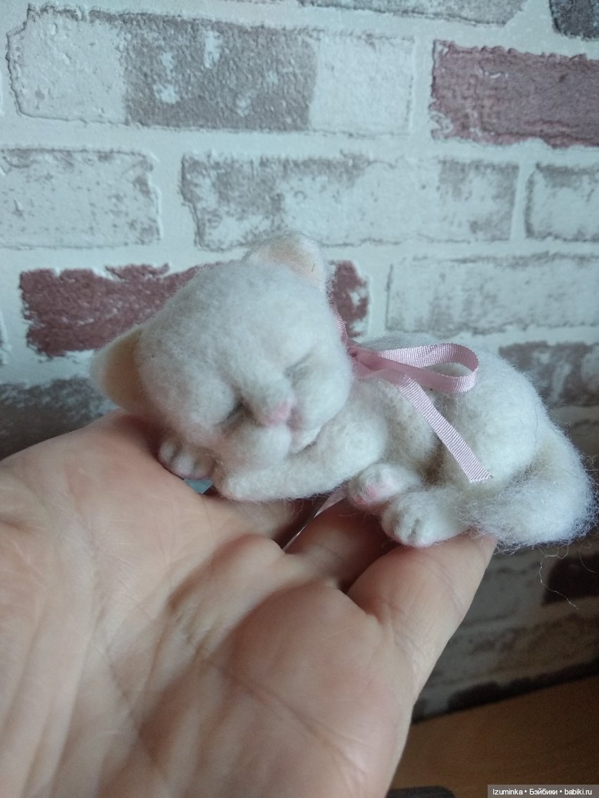 Котёночек спящий — Авторские игрушки (фото 2)