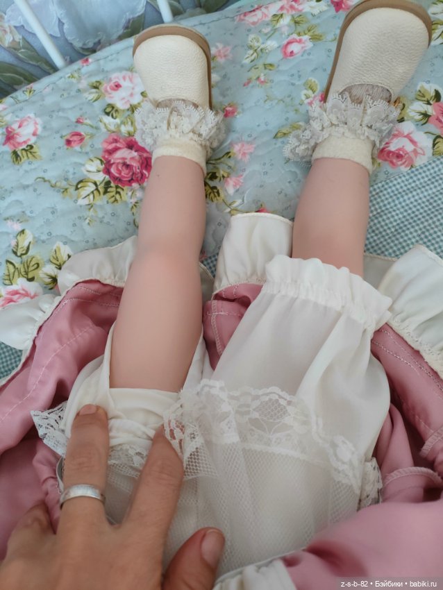 Чудесная Девочка Сильвия от Poesie for Sammler