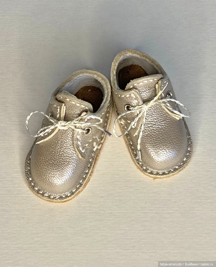 Ботиночки для кукол Дианы Эффнер 33 см (фото 4)