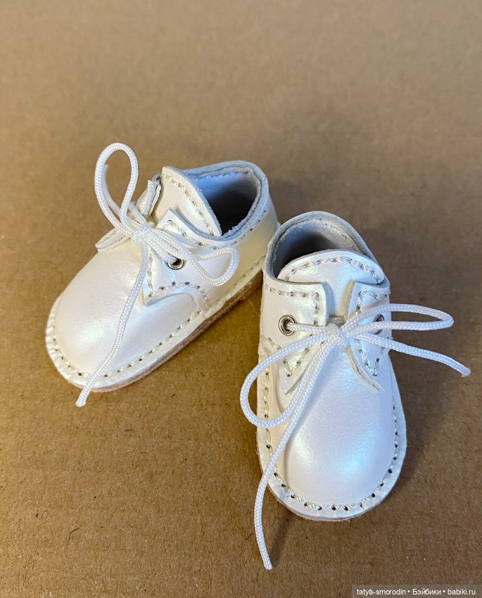 Ботиночки для кукол Дианы Эффнер 33 см