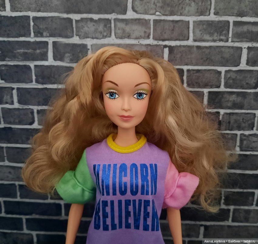 Юное очарование, The Young One Sammer Sport, 2003 (фото 3)