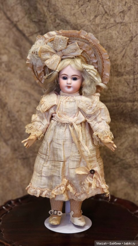 Антикварная француженка DEP редкого кабинетного размера (фото 5)