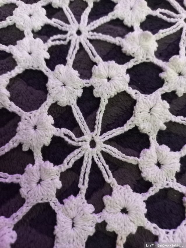 Кружевная салфетка из хлопка