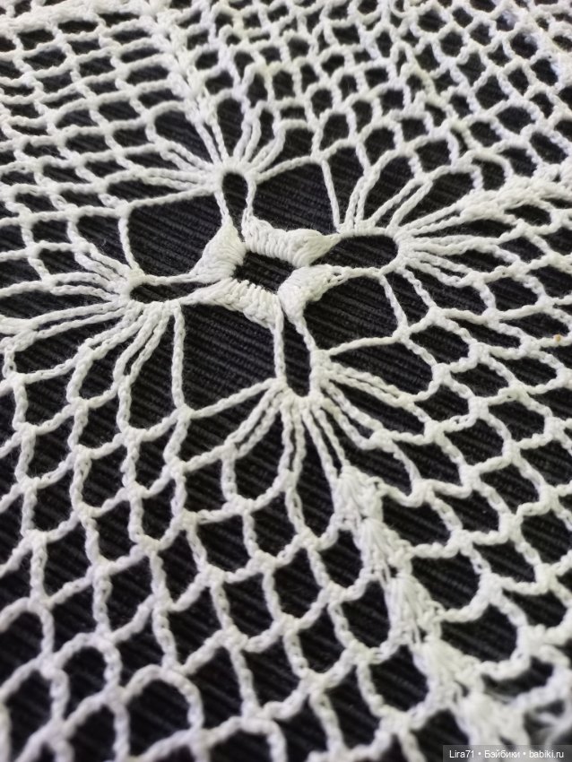 Салфетка квадратная 60 на 60 с кистями винтажная (фото 4)