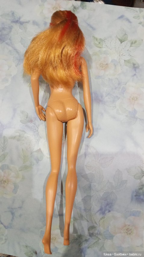 Барби Райна из "Барби и Рок'н'Роялс" (фото 4)