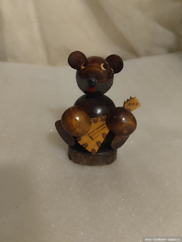 Деревянная игрушка СССР Медведь музыкант, с балалайкой
