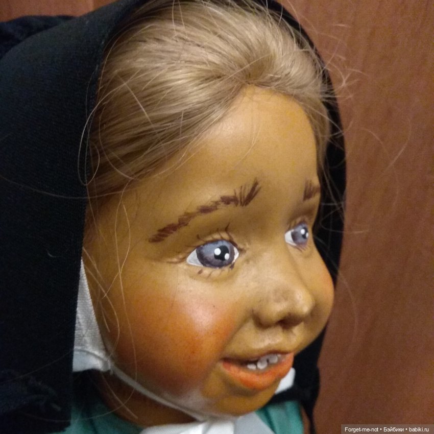 Резная деревянная кукла Амиш Brunswood