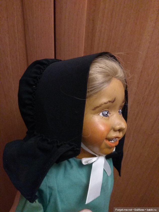 Резная деревянная кукла Амиш Brunswood