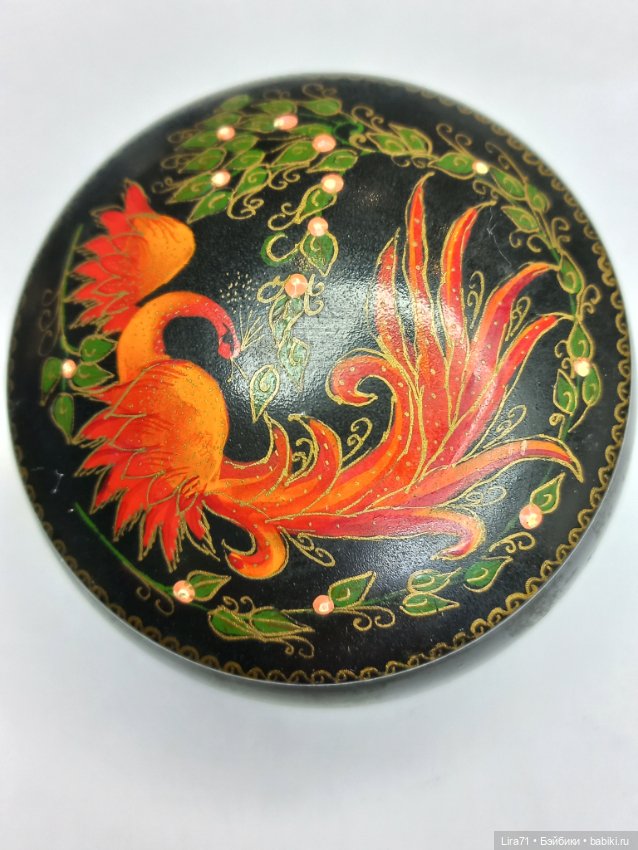 Шкатулочка винтажная лаковая из металла