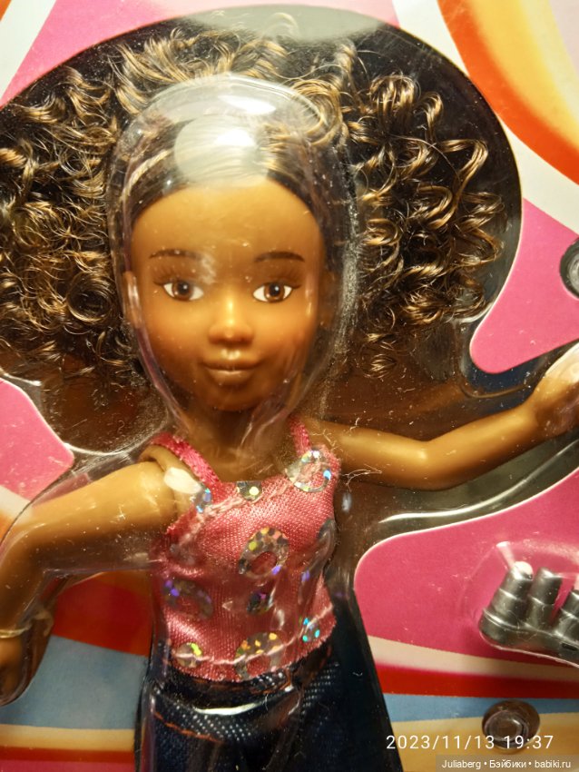 Шарнирная мини куколка Флори (Flory) Мисси Милли Missy Milly с большим приданным от Zapf Creation (фото 3)