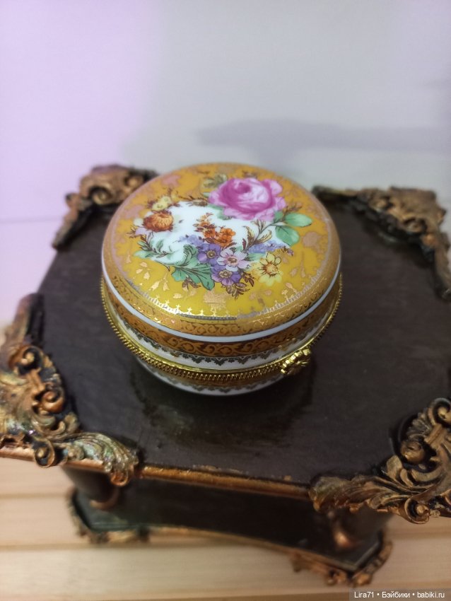 Шкатулочка фарфоровая 6 см