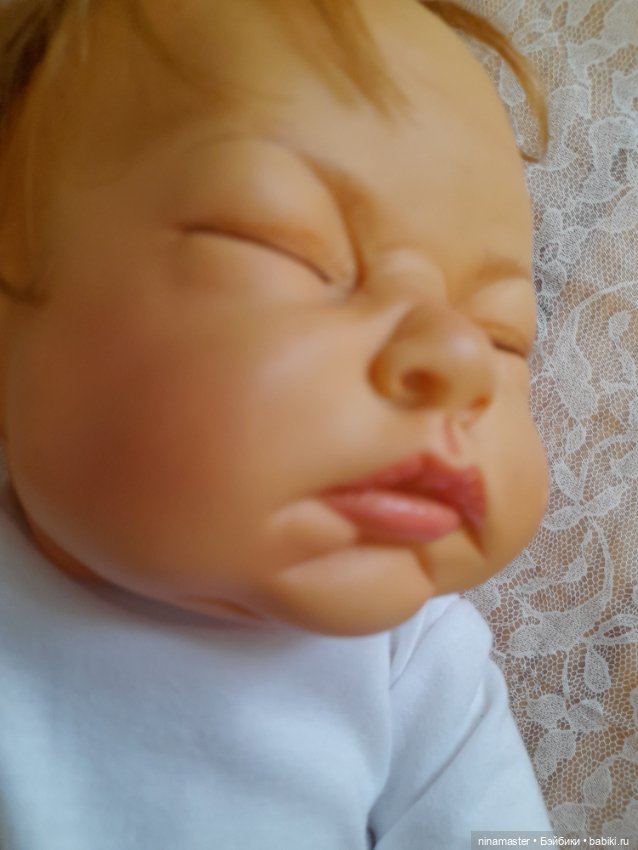 Авторская виниловая сплюшка из Германии