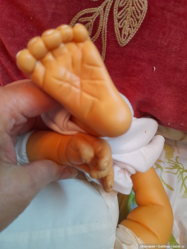 Авторская виниловая сплюшка из Германии