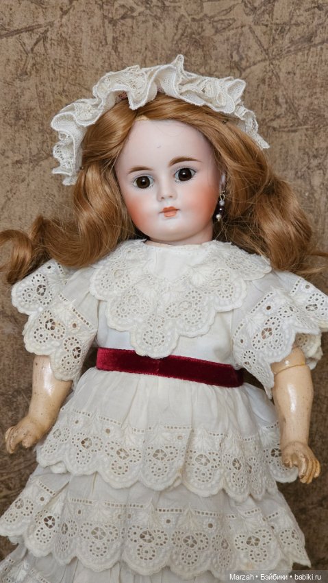 Ранняя антикварная малышка от Bahr&Proschild 224молд, закрытый рот