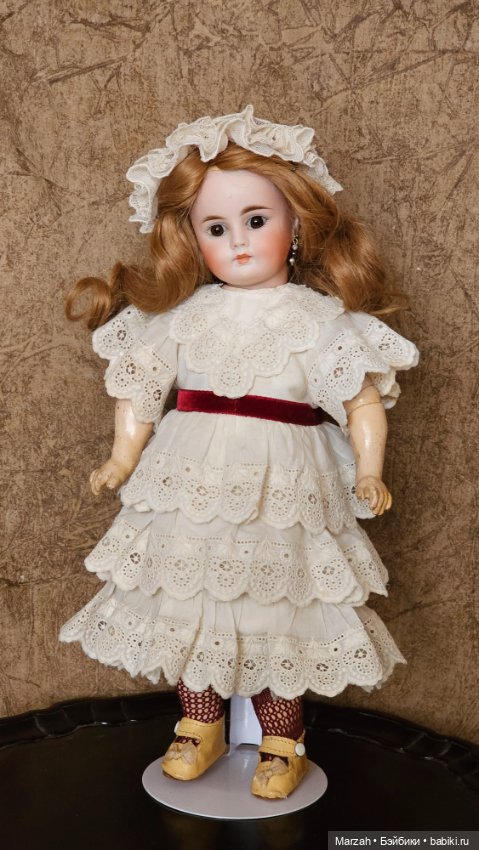 Ранняя антикварная малышка от Bahr&Proschild 224молд, закрытый рот