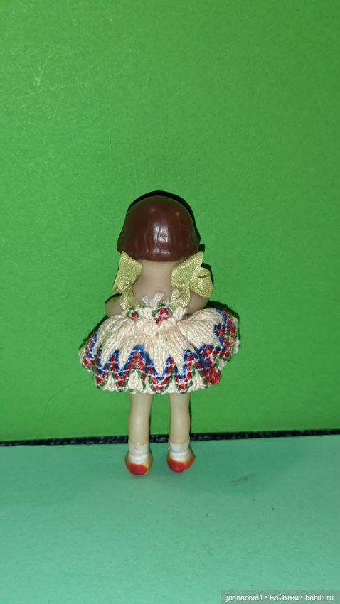 Очаровательная куколка Аришка Ари Ari, ранний выпуск, оригинальный аутфит, высота 8 см (фото 3)