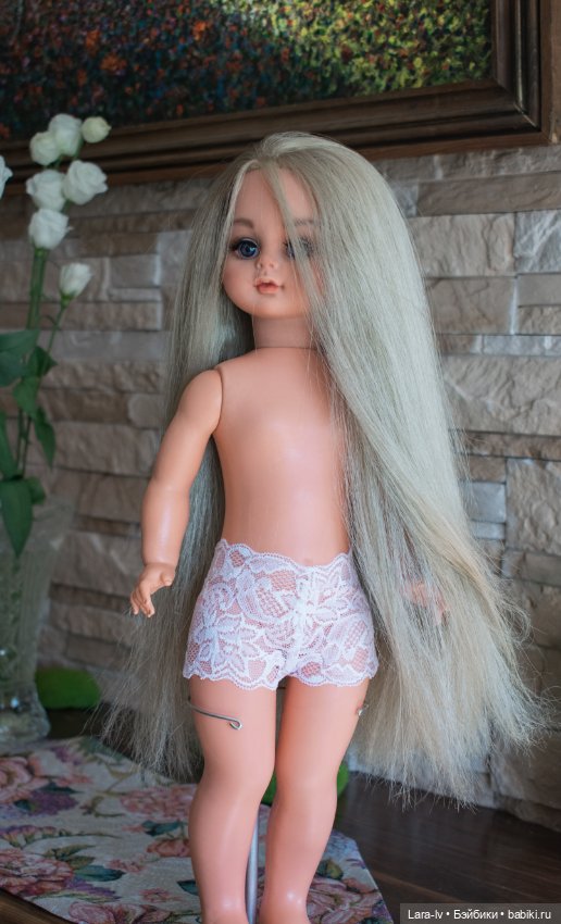 Винтажная красавица в нежном аутфите невесты