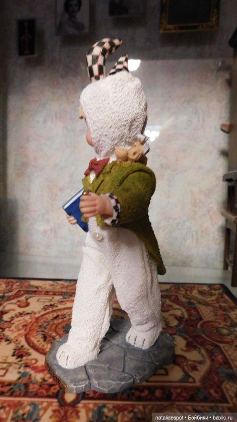 Статуэтка от Madame Alexander " White Rabbit" (фото 7)