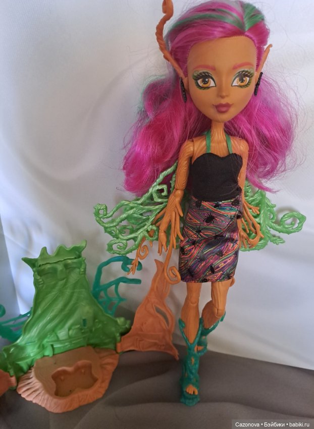 Триза Монстер Хай дерево — Игровые куклы