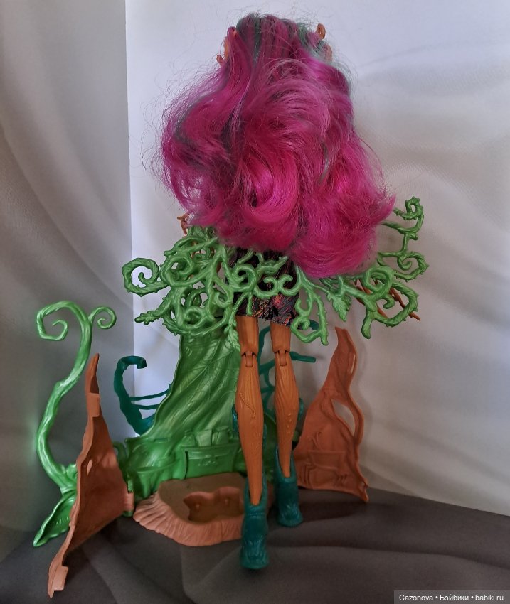 Триза Монстер Хай дерево — Игровые куклы (фото 3)