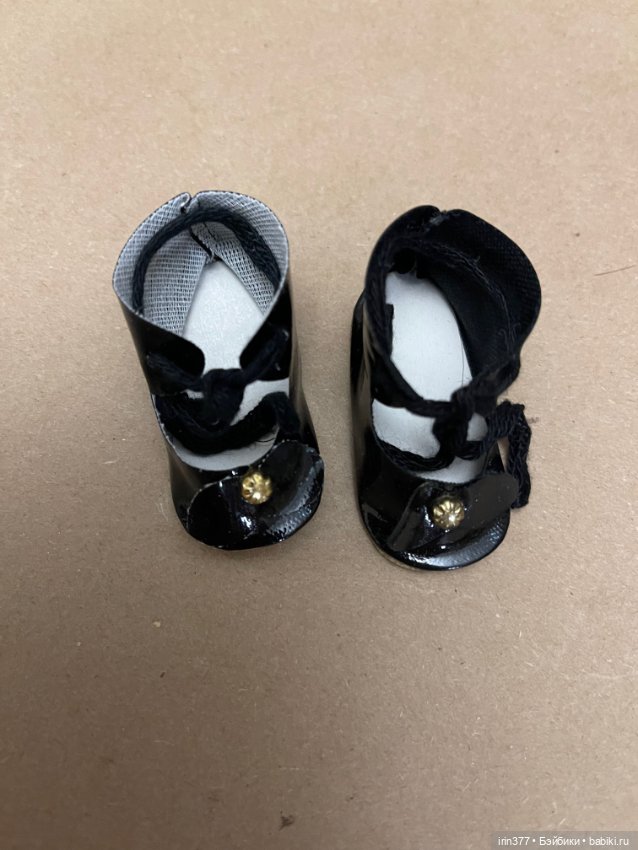 Обувь для куклы клеенка — Одежда