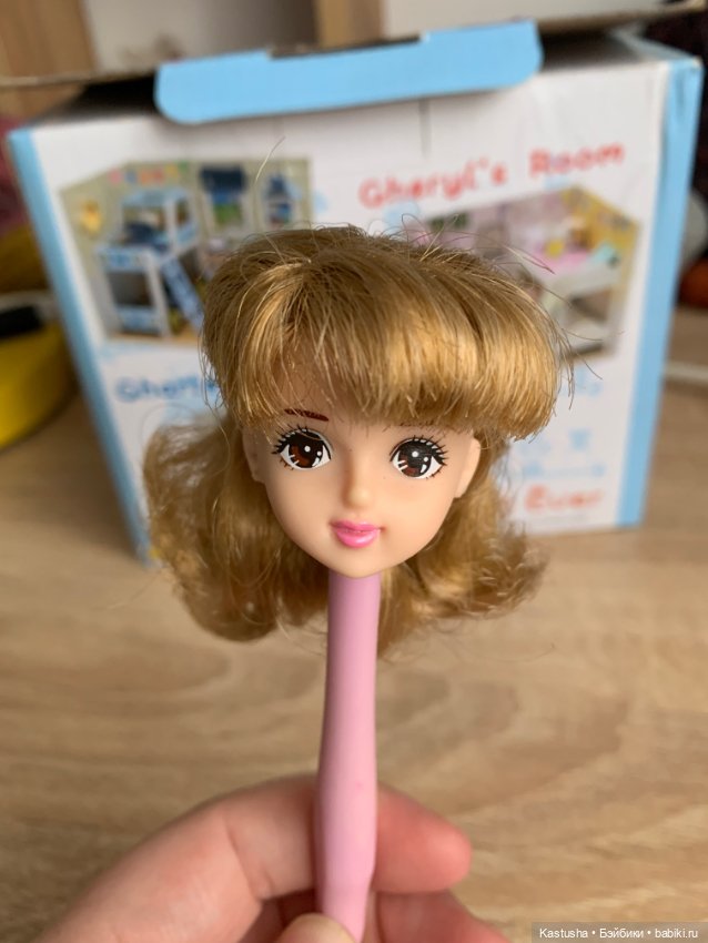 Голова винтажной подружки Дженни Саяки компании Takara