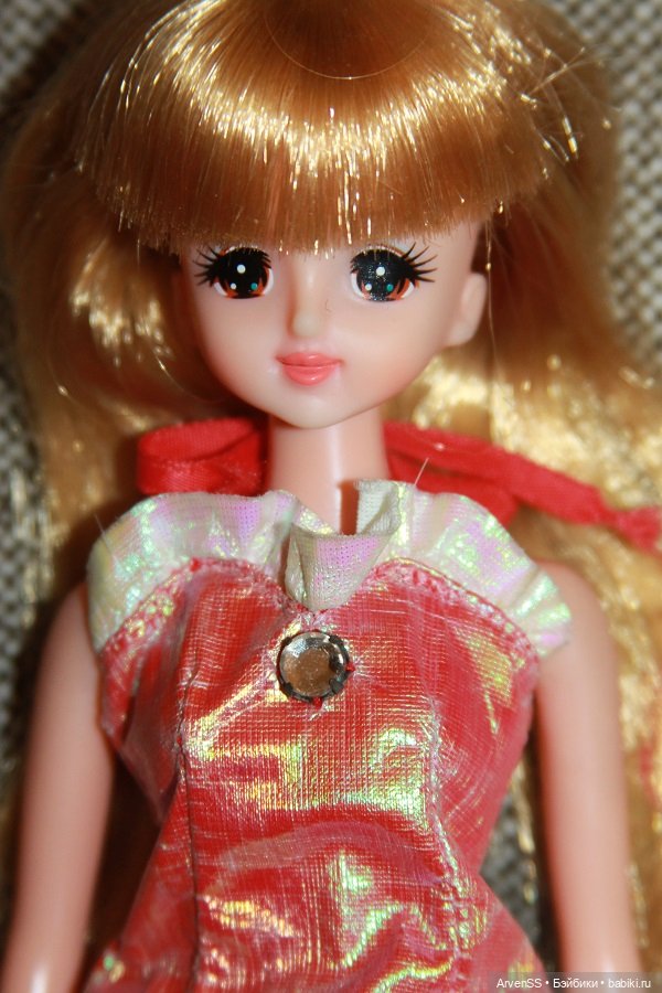 Винтажная Барби компании Такара