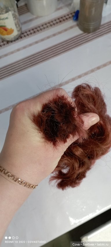 Продам коробку синтетических волос (фото 2)