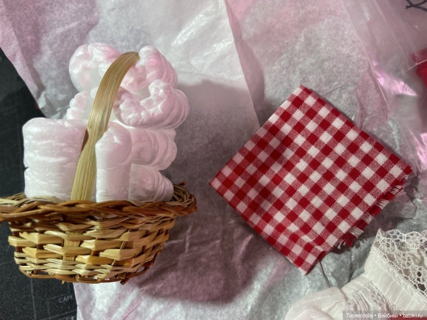 Наряд Пейшенс Через лес или Красная шапочка от Тоннер/ Tonner Thru the Woods Patience, новый (фото 9)