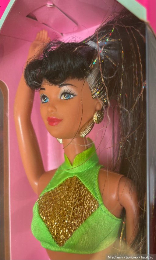 Кира / Splash n color Kira Barbie (фото 8)