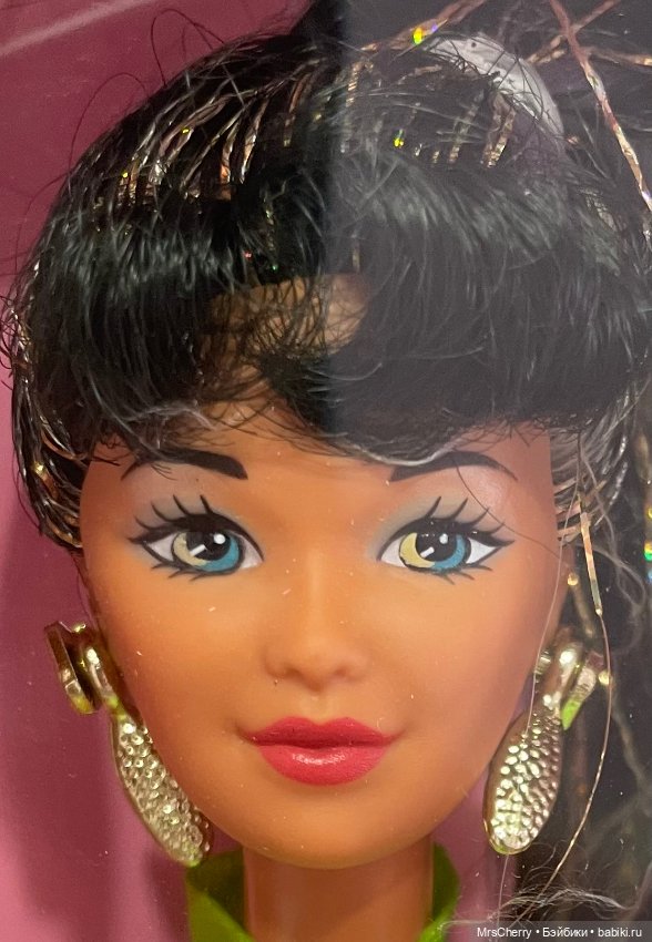 Кира / Splash n color Kira Barbie (фото 9)