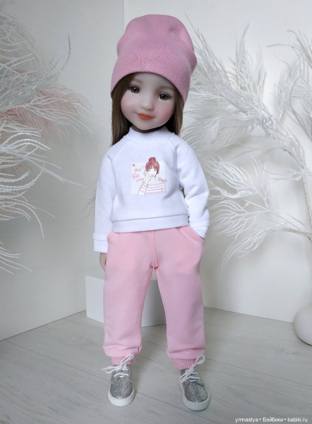 Комплект одежды для кукол Ruby Red Руби Ред 37 см