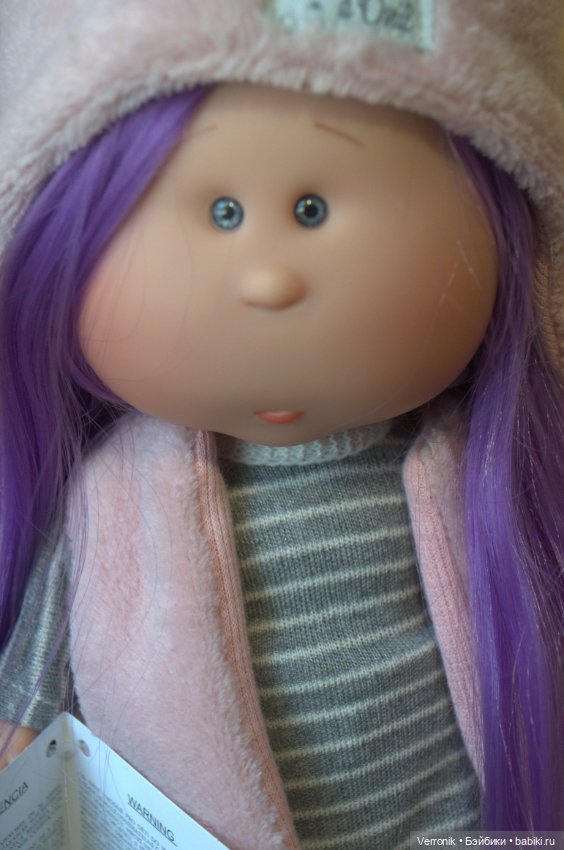 Нинес д'Онил - Nines d'Onil / Мия (30 см) Мия - Девочка с фиолетовыми волосами (30 см) (фото 3)