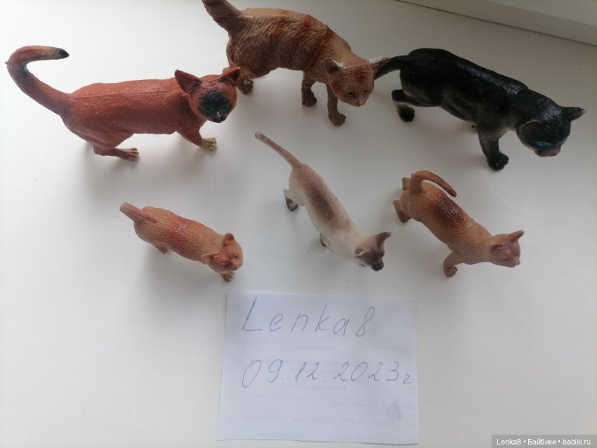 Фигурки коллекционные кошки