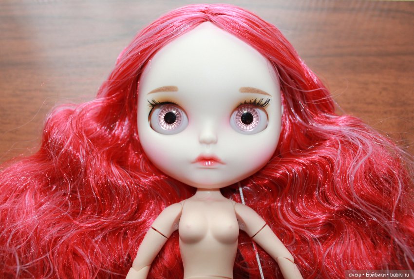Кукла Блайз (Blythe) ТБЛ, без челки, красно-розовые волосы (фото 3)