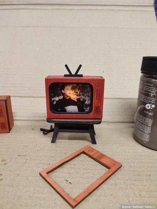 Телевизор для кукол — Кукольная мебель (фото 3)