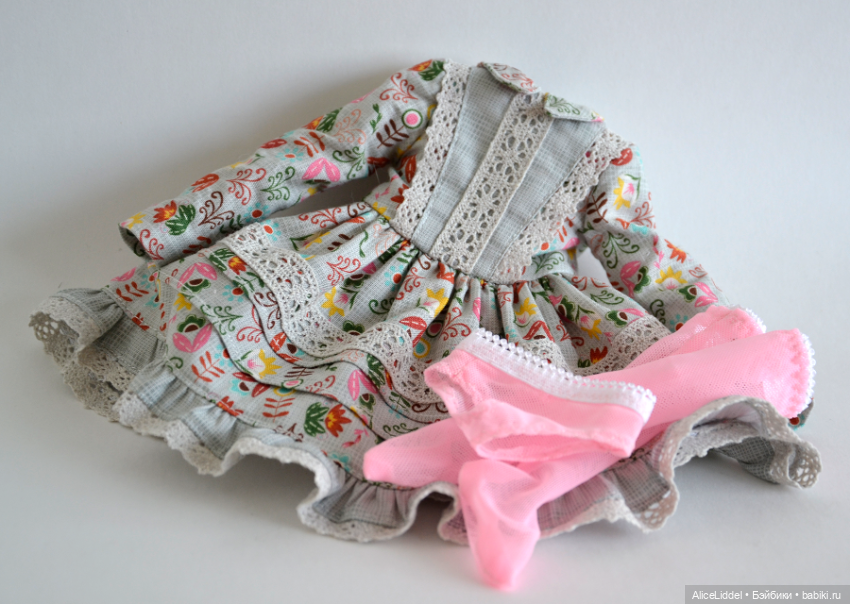 Платье для девочек от Паола Рейна (фото 7)