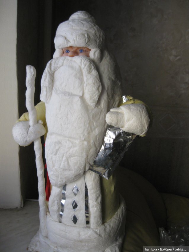 Старенький дедушка ищет новый дом Дед Мороз из СССР (фото 2)