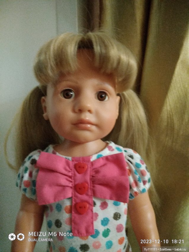 Эмили Готц на детском теле выпуск 2010 года