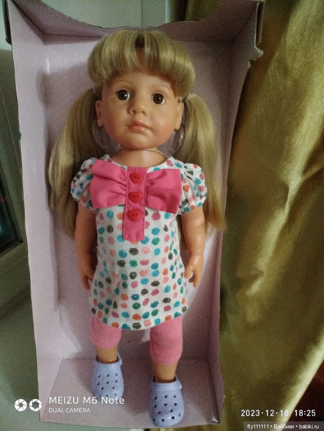 Эмили Готц на детском теле выпуск 2010 года (фото 5)