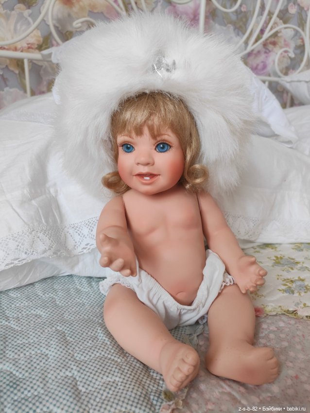 Цельнофарфоровая жизнерадостная Tasha (фото 3)