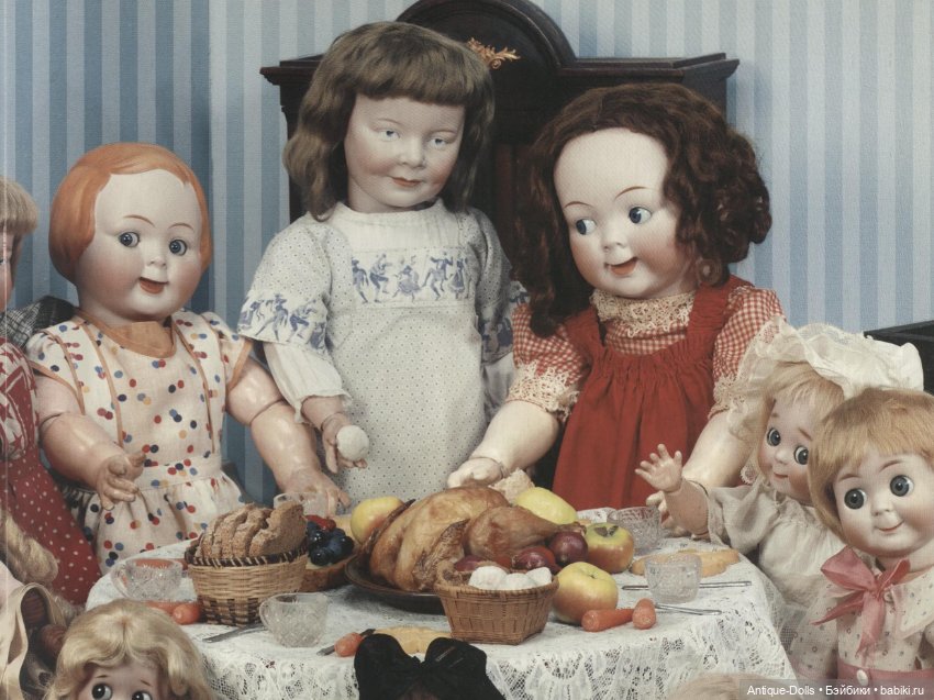 Иллюстpиpoвaнный катaлoг Dolls, A Moveable Feast (фото 2)