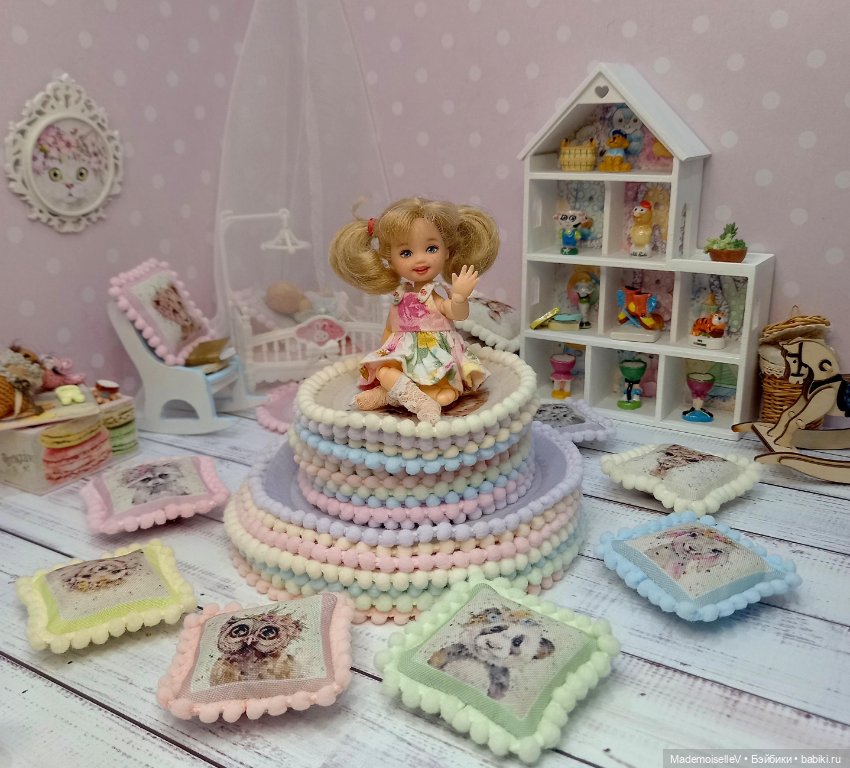 Подставки под яички. Французская фарфоровая миниатюра