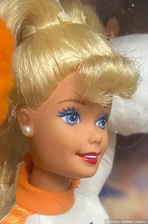 Девочка чирлидер / Illinois University Barbie Cheerleader